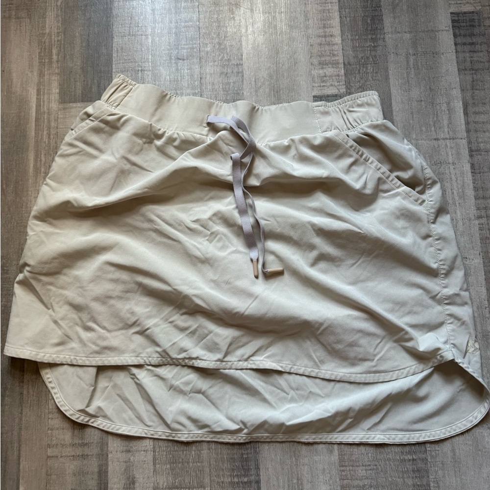 All in Motion Cream High-Low Skirt
